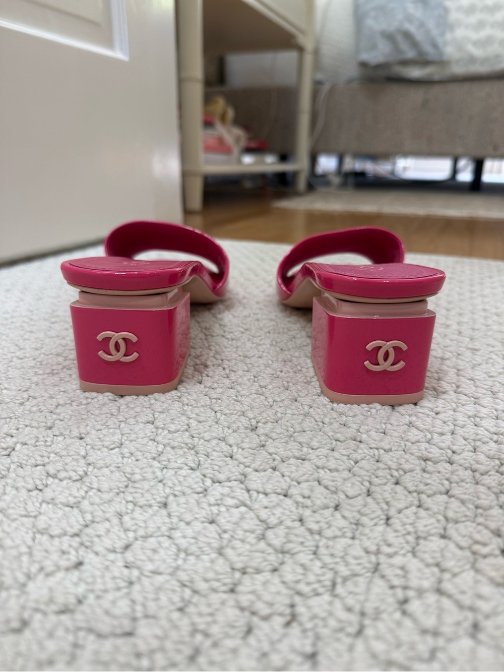CHANEL Hot Pink Patent Slide Mules with Block Heel - Picture 3 of 5